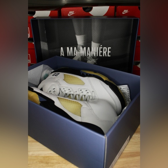 Jordan 5 - Picture 2 of 6